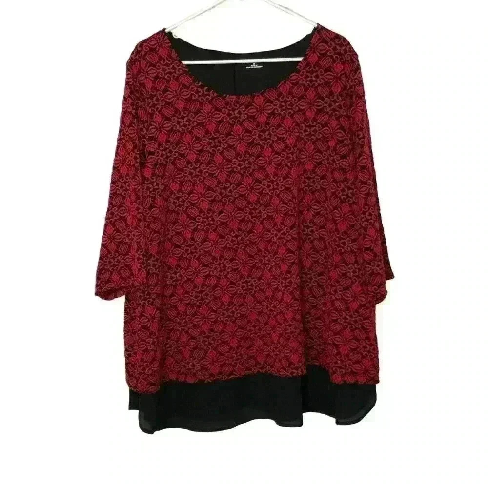 Catherines top 1X scoop neck 3/4 sleeve embroidered red on black